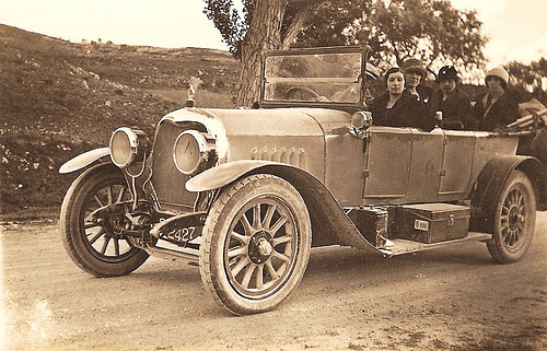 Old Car by CGoulau (Flickr Commons)