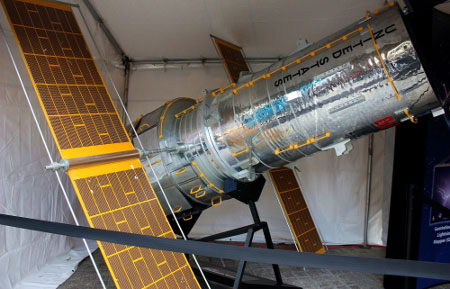 A Life-Size Replica of the Hubble Space Telescope